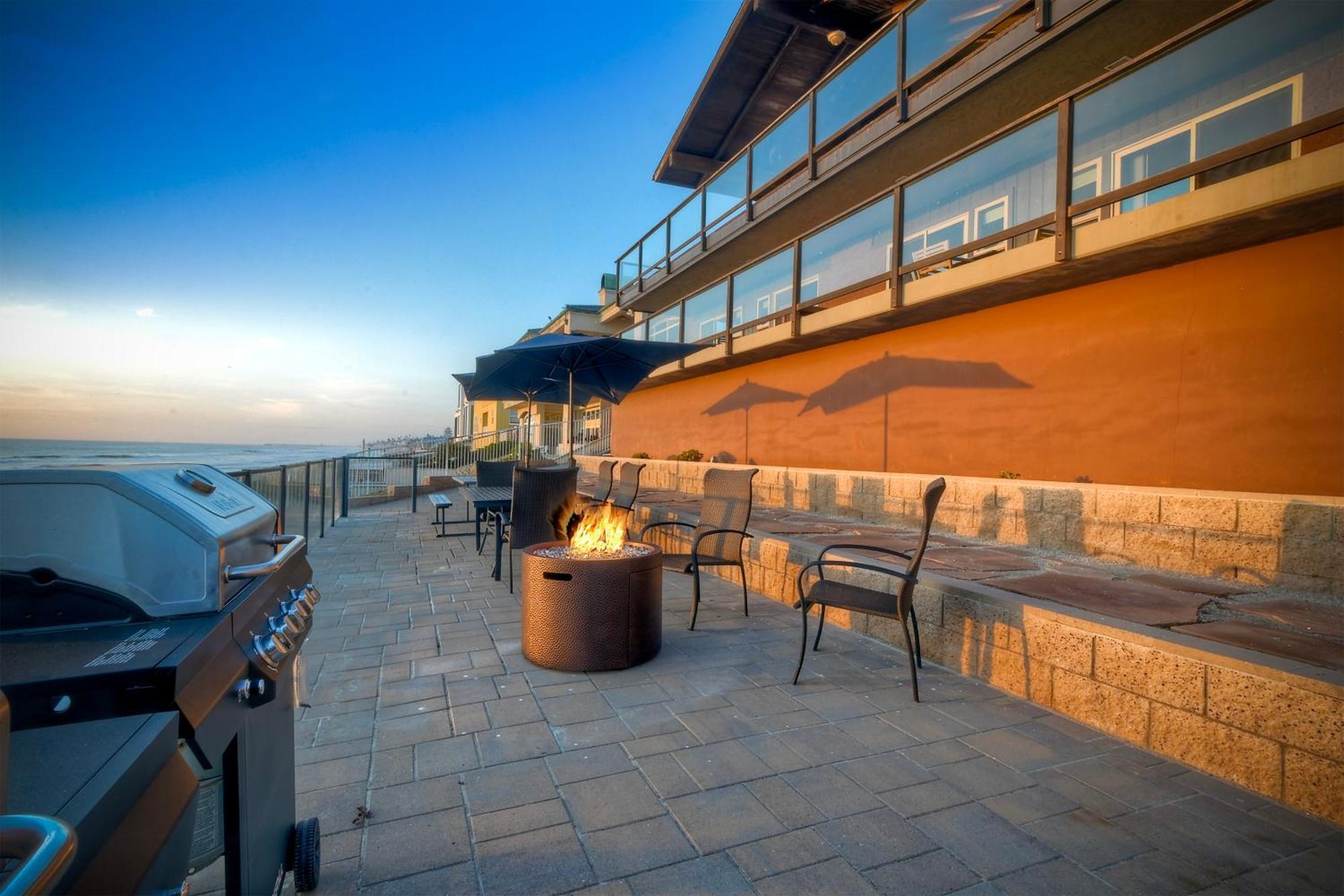 Oceanfront Getaway Ocean Views Fire Pit Bbq Beach Access Apartment Carlsbad Bagian luar foto